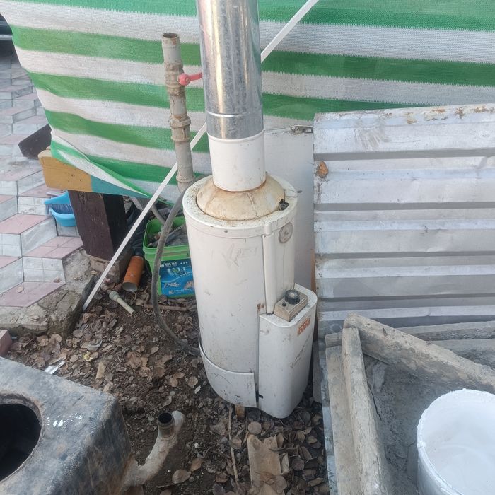 Продам срочно газовый котел рабочий 120 квадрат