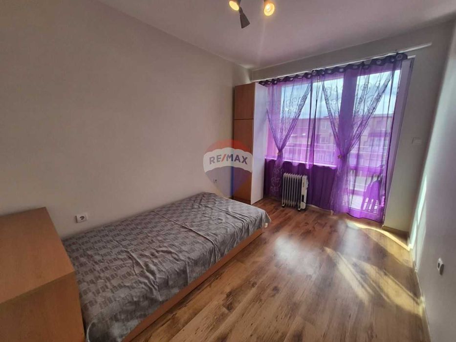 Двустаен апартамент под наем, Колхозен пазар, гр. Варна ДВ 4228