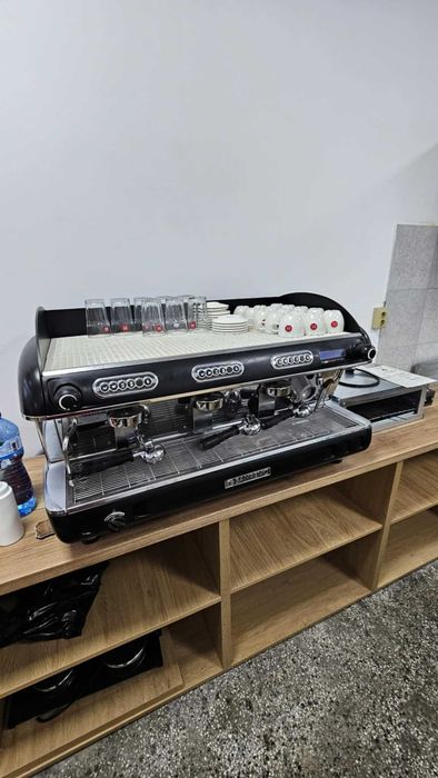 Разпродажба на оборудване за пекарна, кафе