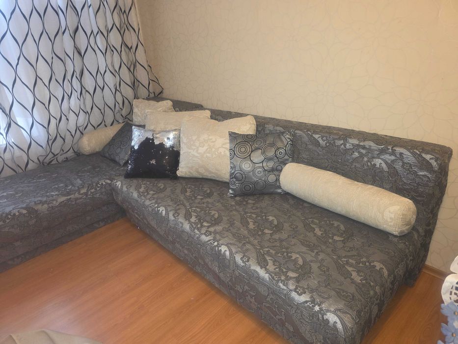 Ъглов Диван с функция сън