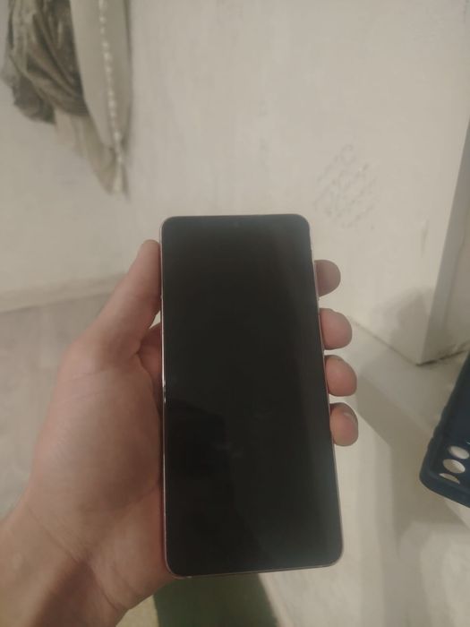Samsung S21. EAS