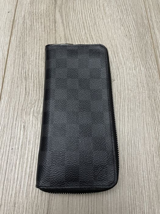 Продам оригинальный портмоне Louis Vuitton