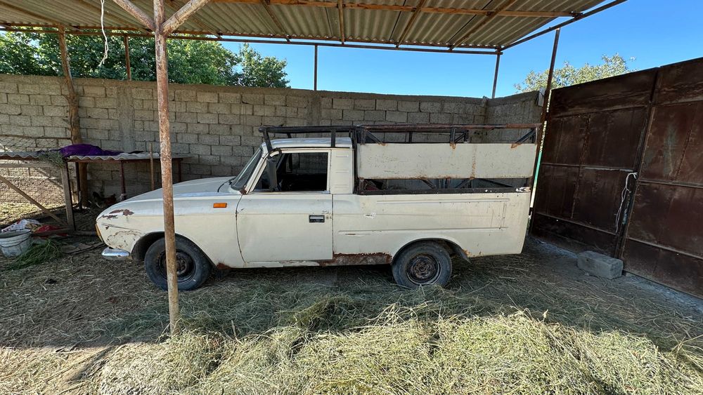 москвич  ( пикап )