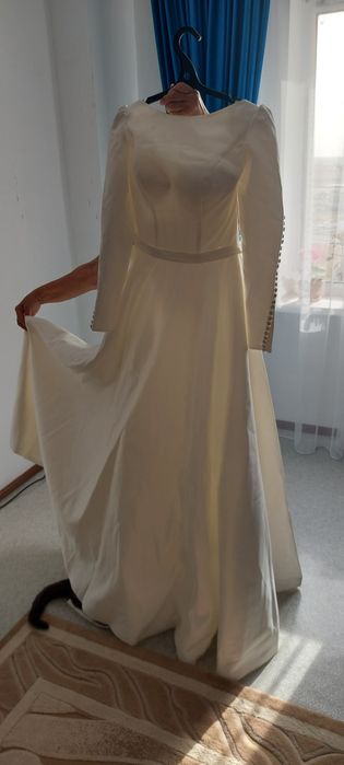 Продам свадебное платье