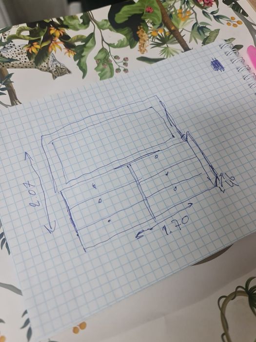 Продам шкаф с зеркалом для макияжа