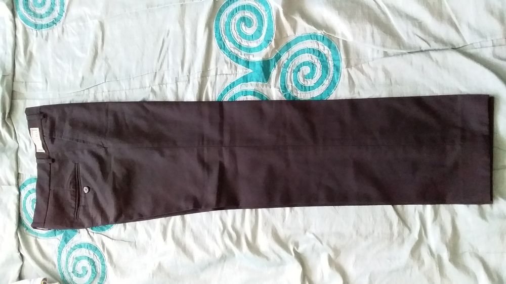 Брюки школьные на 8-10 лет