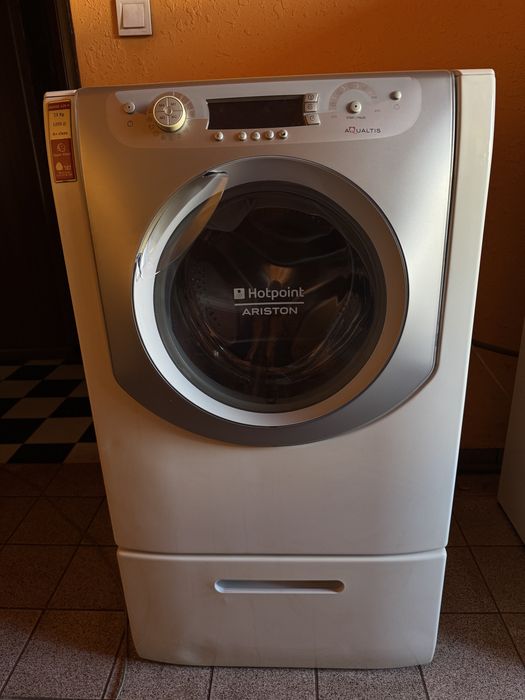 Пералня Hotpoint Ariston