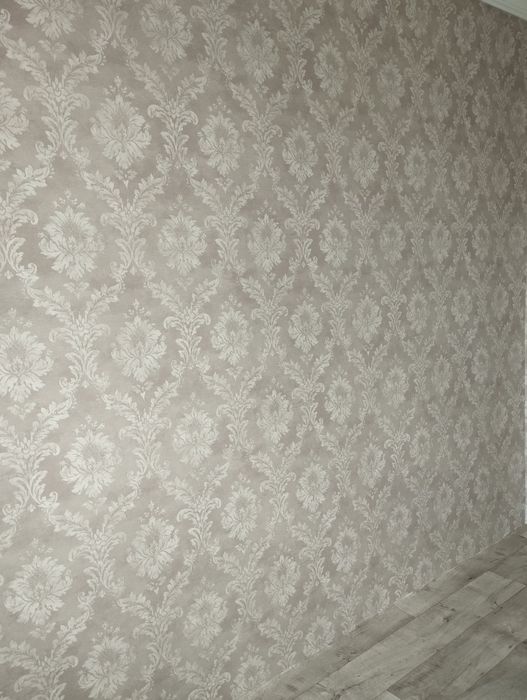 Поклейка  обоев.