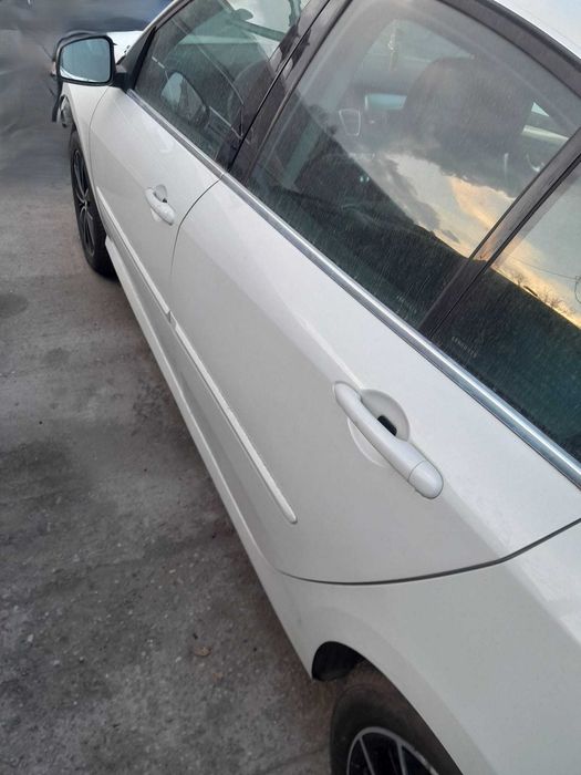 Vând piese Renault Laguna 3