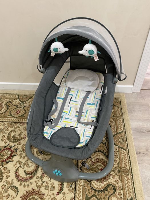 Детский  шезлонг