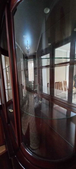 Шкаф сервант, б/у, состояние хорошее