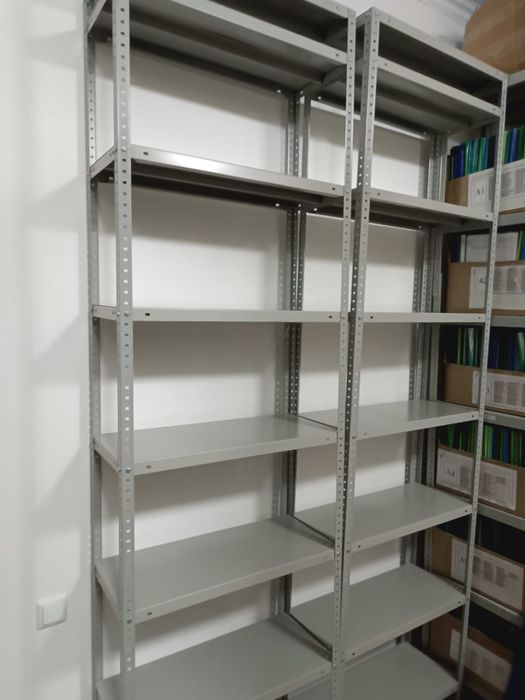 Стеллажи для дома и офиса