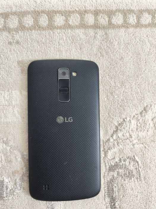 Смартфон LG K40. 4G