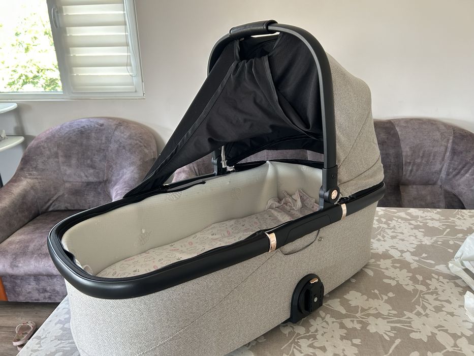 Комбинирана детска количка EMPIRE 3В1 БЕЖОВ