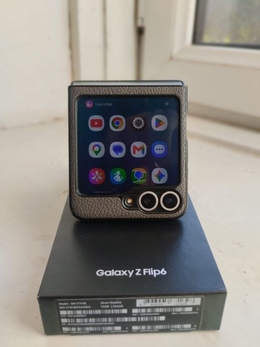 Samsung Galaxy Z Flip 6 256GB