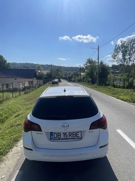 OPEL Astra 2011 — imagine 4