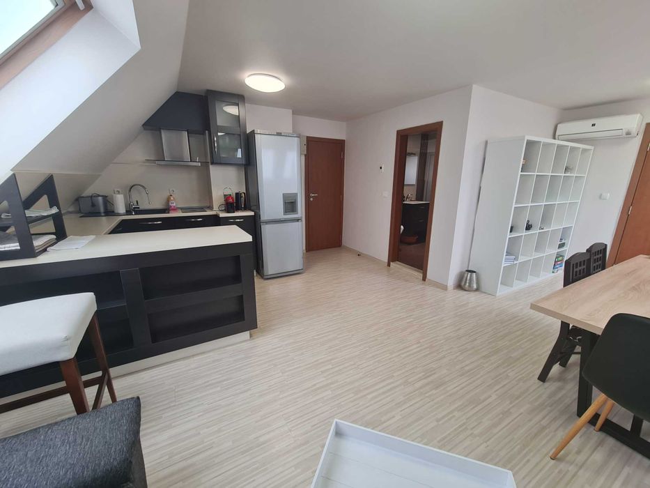 ”Скайлер” ап. в сърцето на Варна с паркомясто