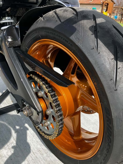 Yamaha FZ1 2006 перфектен !!!