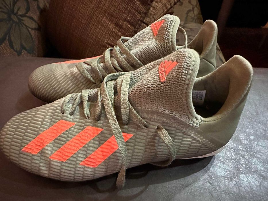 Бутонки Adidas три вида