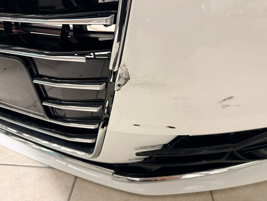 Bara fata  far xenon spoiler grila radiator a6 c7 facelift Audi