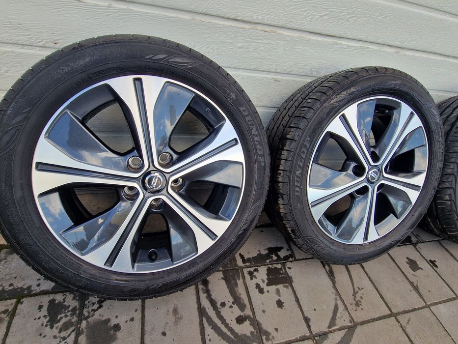 Set jante nissan  Qashqai  215/50 R17