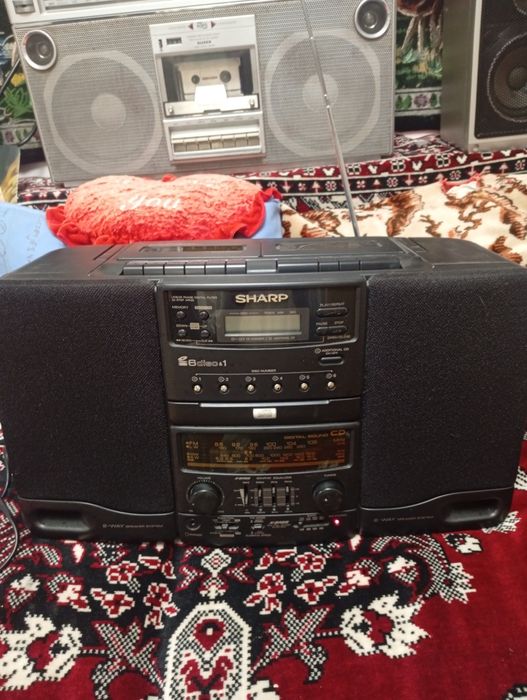 Radio caset cd Sharp ch 600