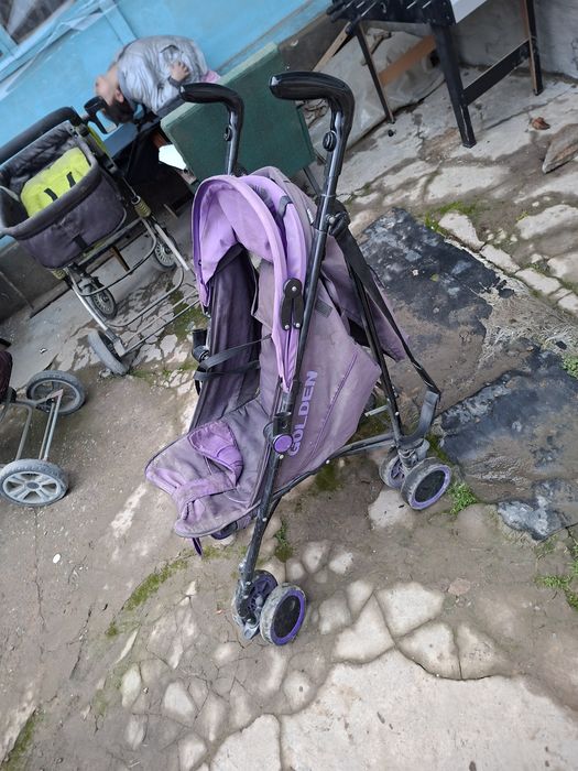 3ta kalyaska sotiladi