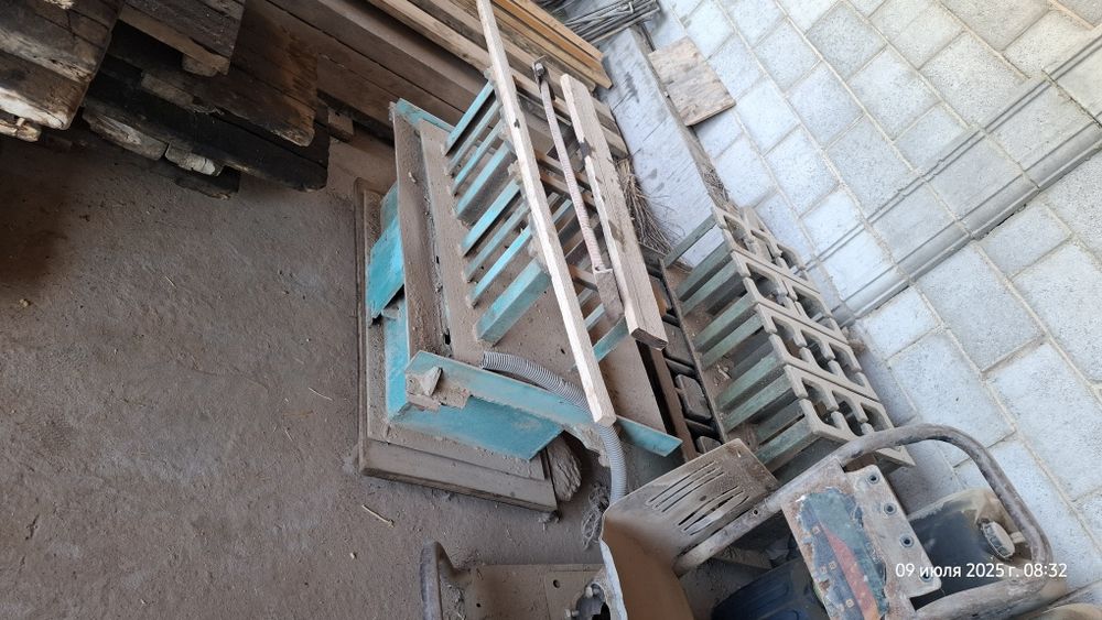 Шлакаблок (Shlakablok ) апарат сотилади