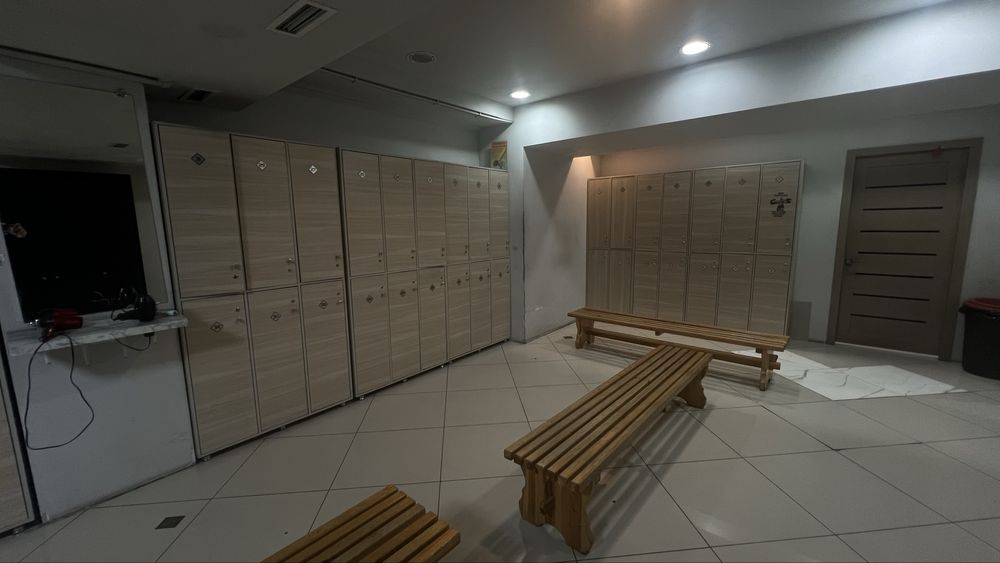 Шкафы для раздевалки