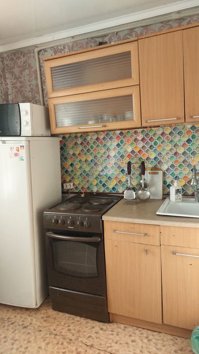 1 ком кв 9- мик/ рай час тысача пятьсот тенге .Минимально два часа.