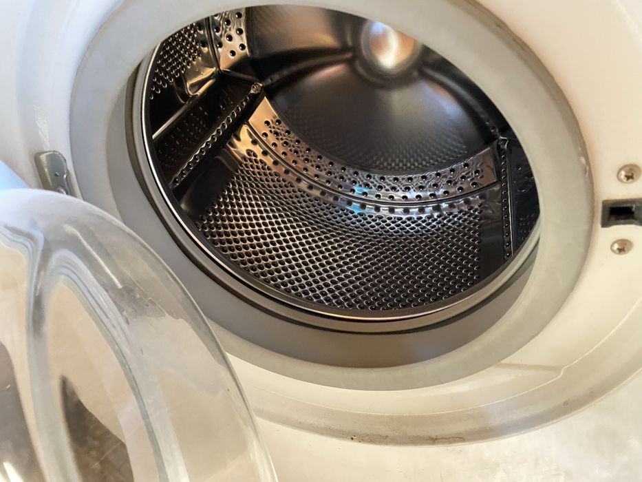 Продам стиральную машинку автомат