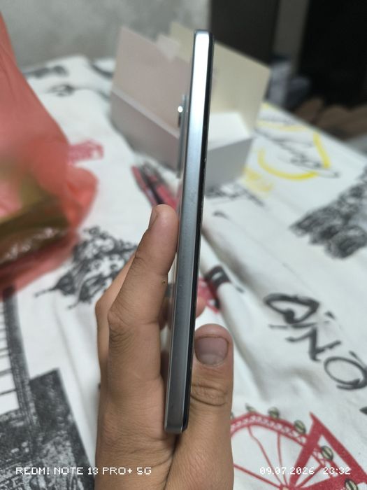 Продам телефон Redmi note 12 Pro