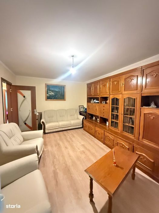 3 DECOMANDATE renovat, centrala, termopan, Bistrita Lac
