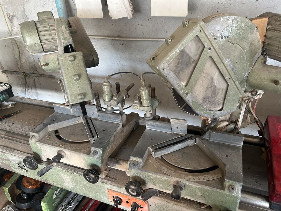 Masina debitat pvc  doua capete