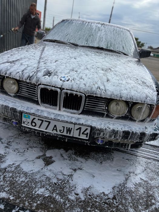 Продам BMW 1987 года