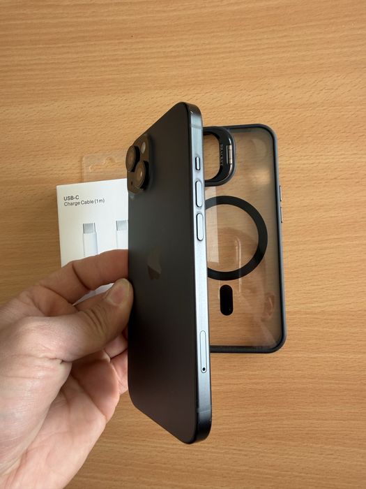 iPhone 15 Black, stare foarte buna, cu 100% baterie, in garantie