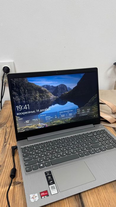 Ноутбук Lenovo Idea Pad 3