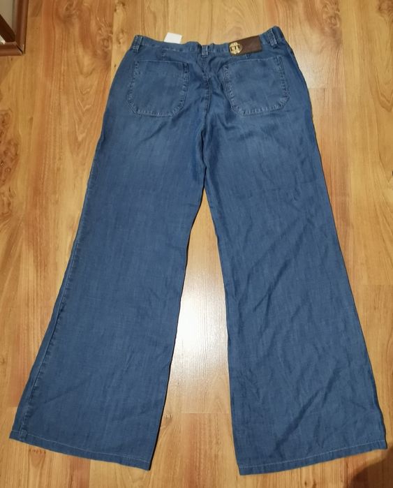 Jeans Trussardi dama, ca noi, subtiri, lyocell, mar. 29 (80 cm.talie)
