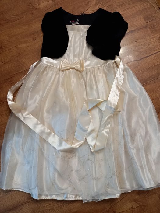 Продам детские платья