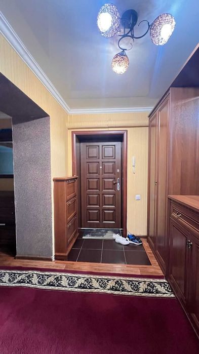 Продам евро 2 комн. район Дельфина