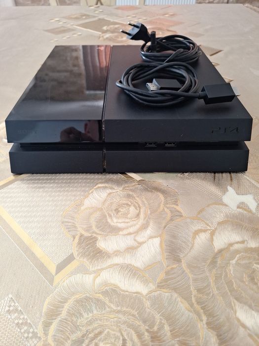 VAND PS4 stare buna de funcționare!!