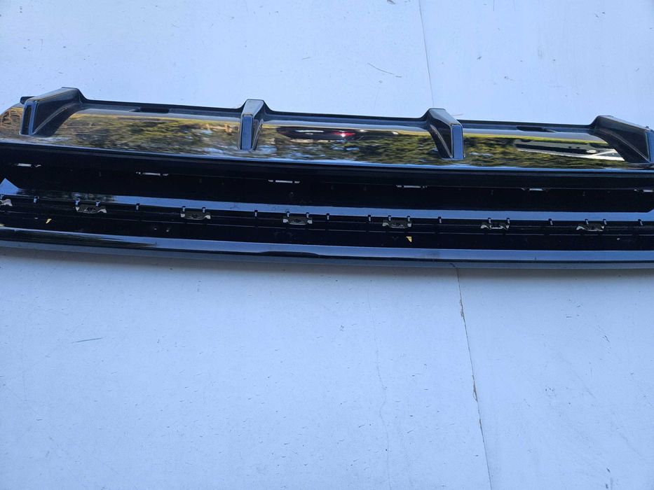 Difuzor OEM Bara Spate Volkswagen Golf 7.5 R