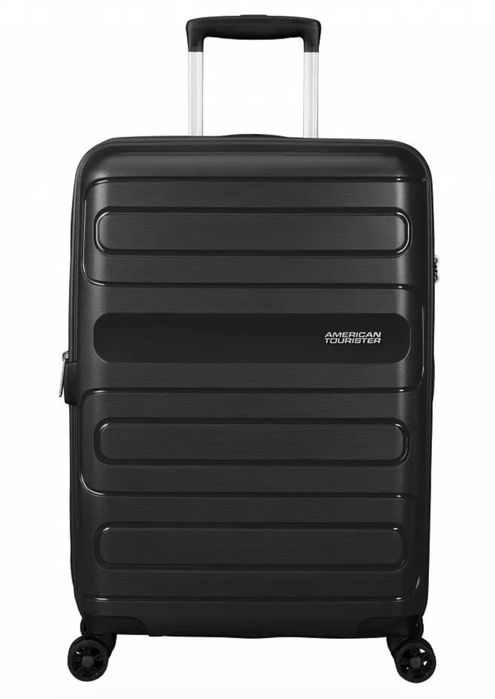 Продаётся чемодан American Tourister (оригинал)