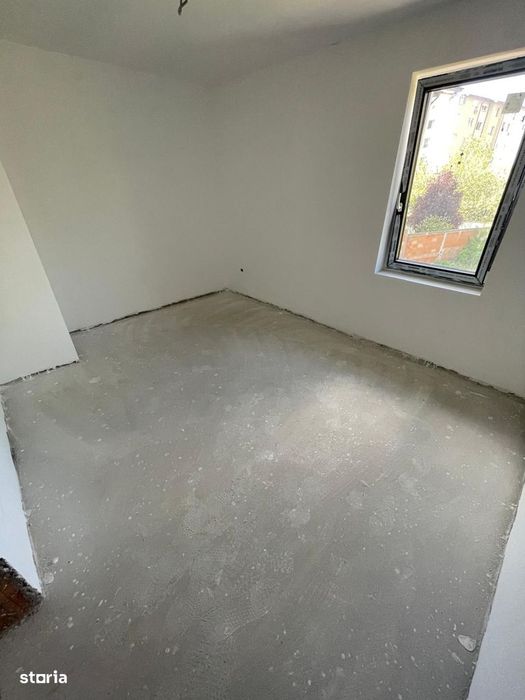 Casă 4 camere | Poartă electrică | Încălzire în pardoseală