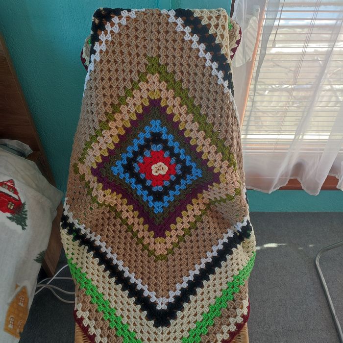 Ръчно изработено на една кука