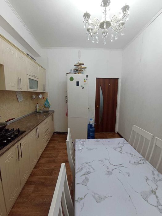 Продам 2 комн. квартиру в Уральске