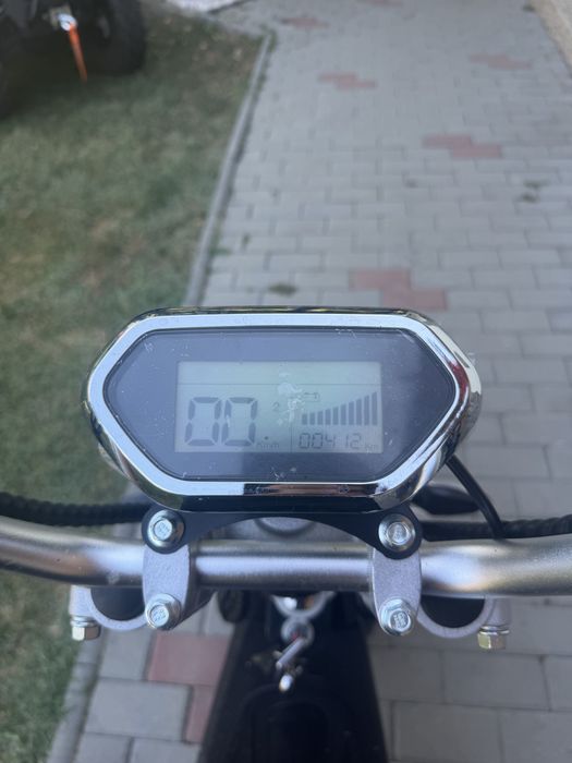 Vand scuter electric