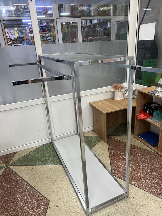 Продам торговое оборудование