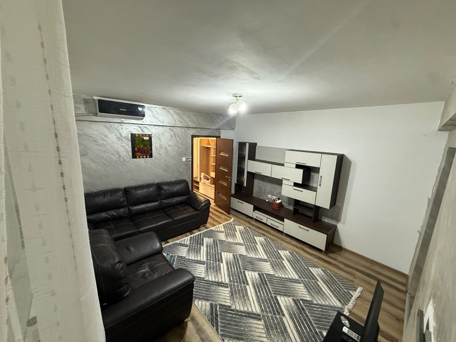 Apartament de închiriat
