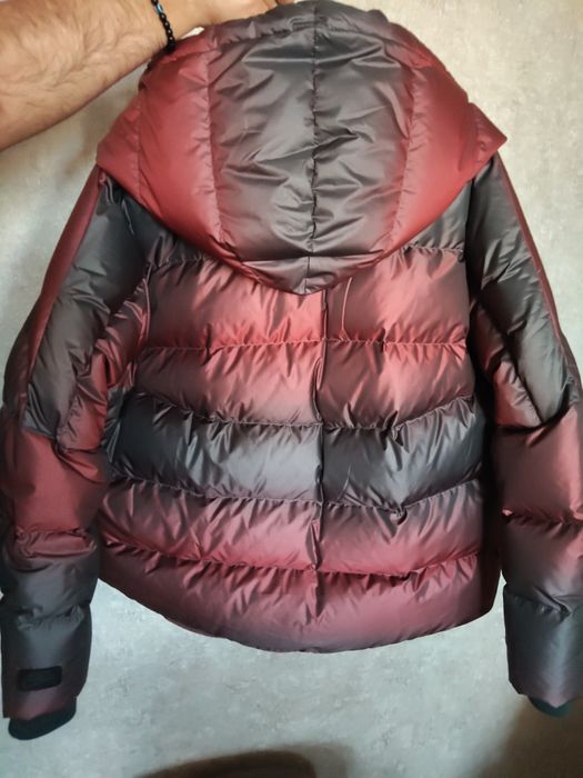 Оригинално дамско зимно яке (Nike).